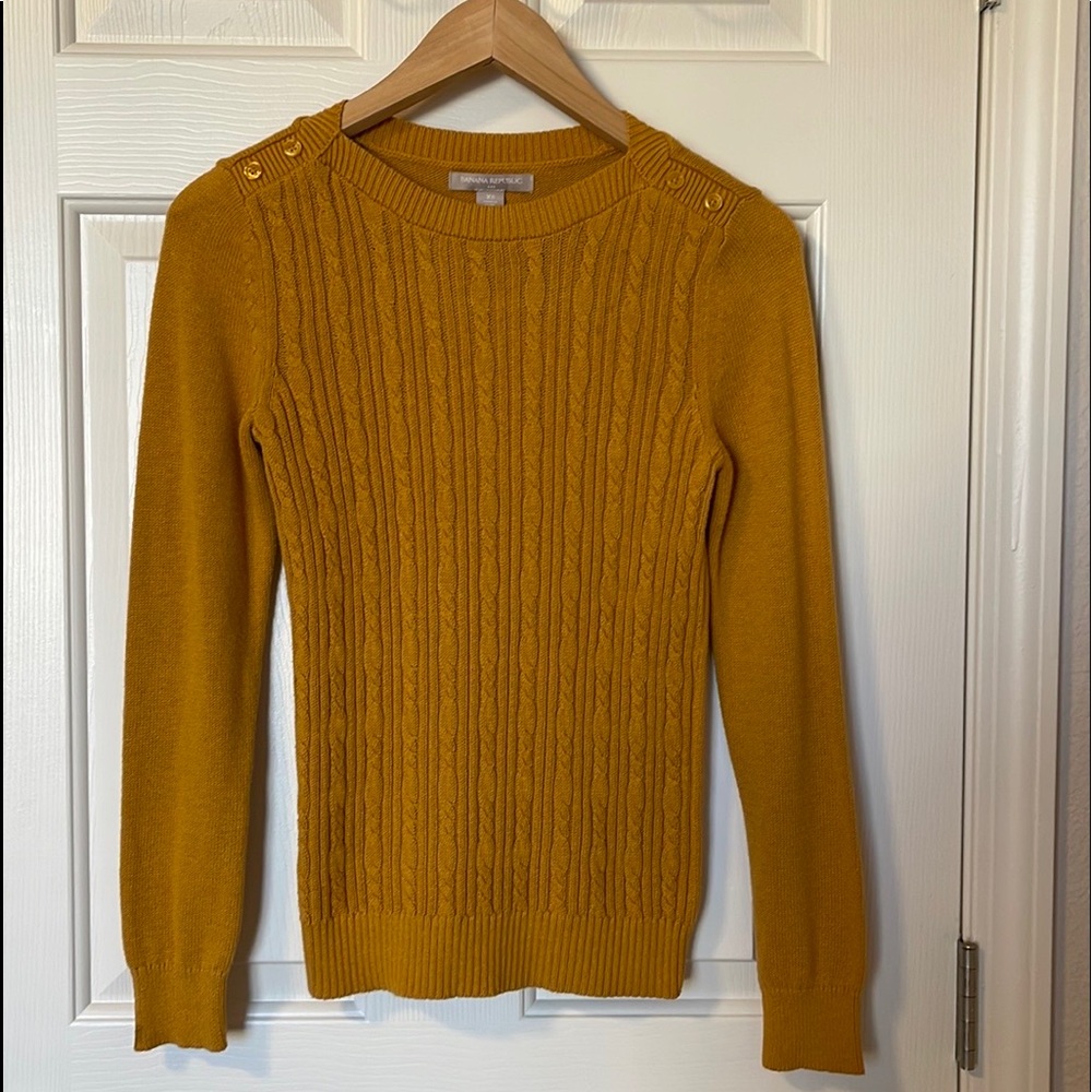 Banana Republic Sweater Cable Knit Long Sleeve